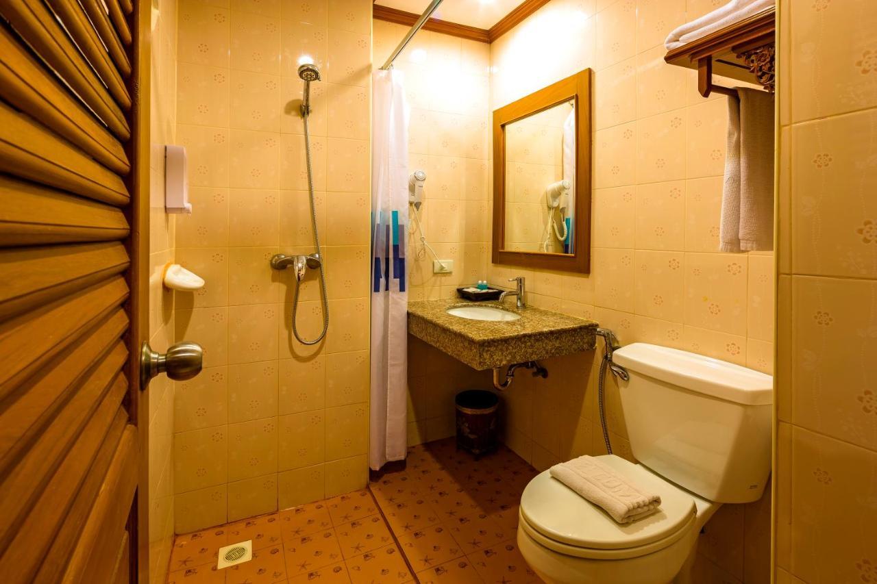 Hotel Patong Heaven Exterior foto