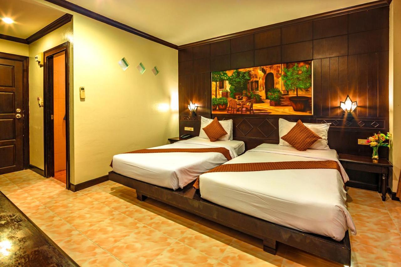 Hotel Patong Heaven Exterior foto